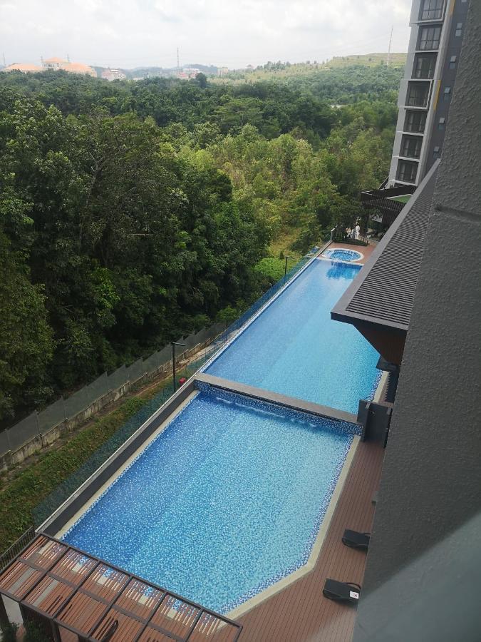 Stayje Putrajaya, 5 Minutes To Ioi City Mall, Wifi , Netflix, Free Parking Dış mekan fotoğraf